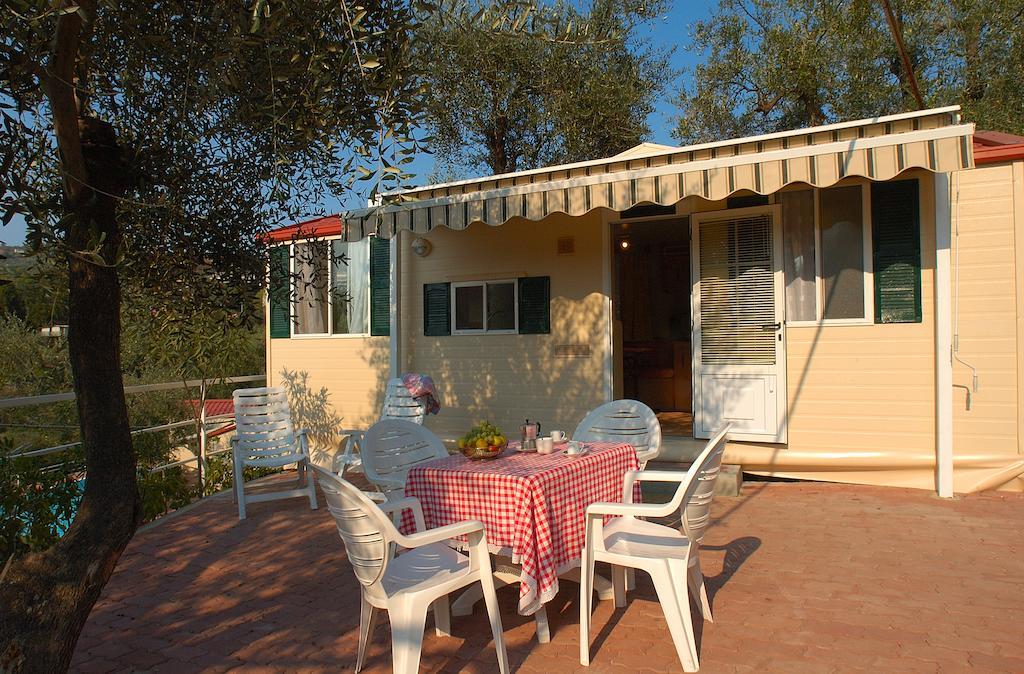 דיאנו מרינה Camping Edy מראה חיצוני תמונה